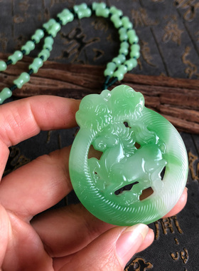 马上发财新疆和田碧玉吊坠项链