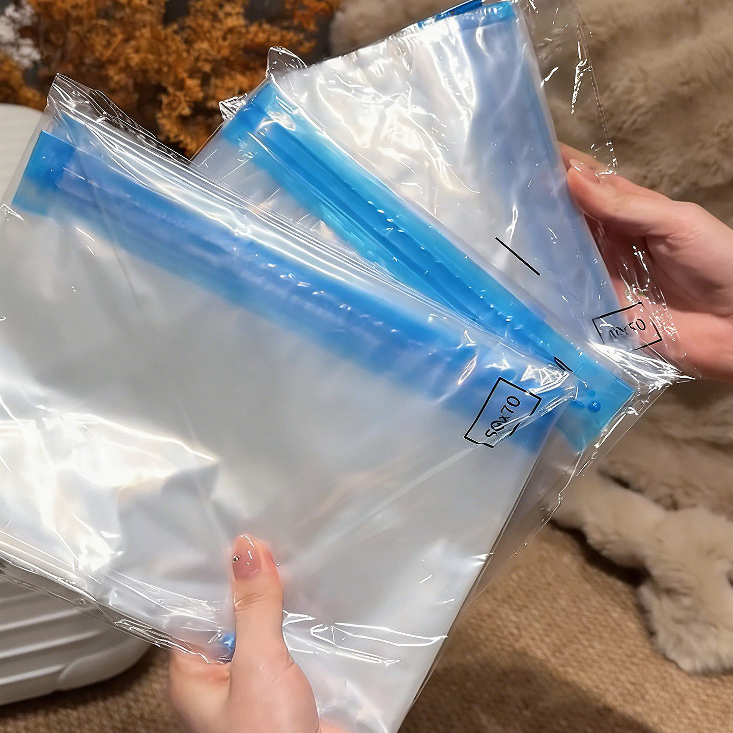 手卷压缩袋免抽气真空压缩旅行便携衣服收纳袋家用防潮防尘置物袋,淘宝优惠券,粉丝福利购,淘宝优惠卷