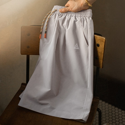 马登工装山系户外灰色短裤松紧腰直筒梭织薄款机能抽绳五分裤男夏 - 图3