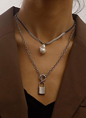 欧美跨境饰品异形珍珠挂锁吊坠项