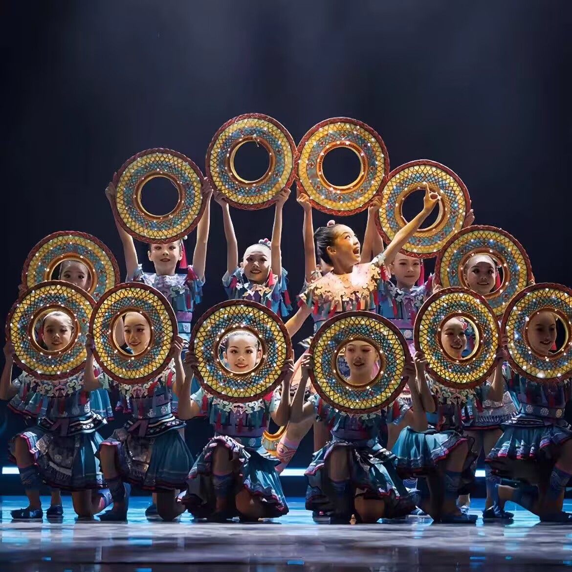 十三届小荷风采儿童民族舞花瑶娃的星空梦舞蹈少数苗族瑶族演出服,淘宝优惠券,粉丝福利购,淘宝优惠卷