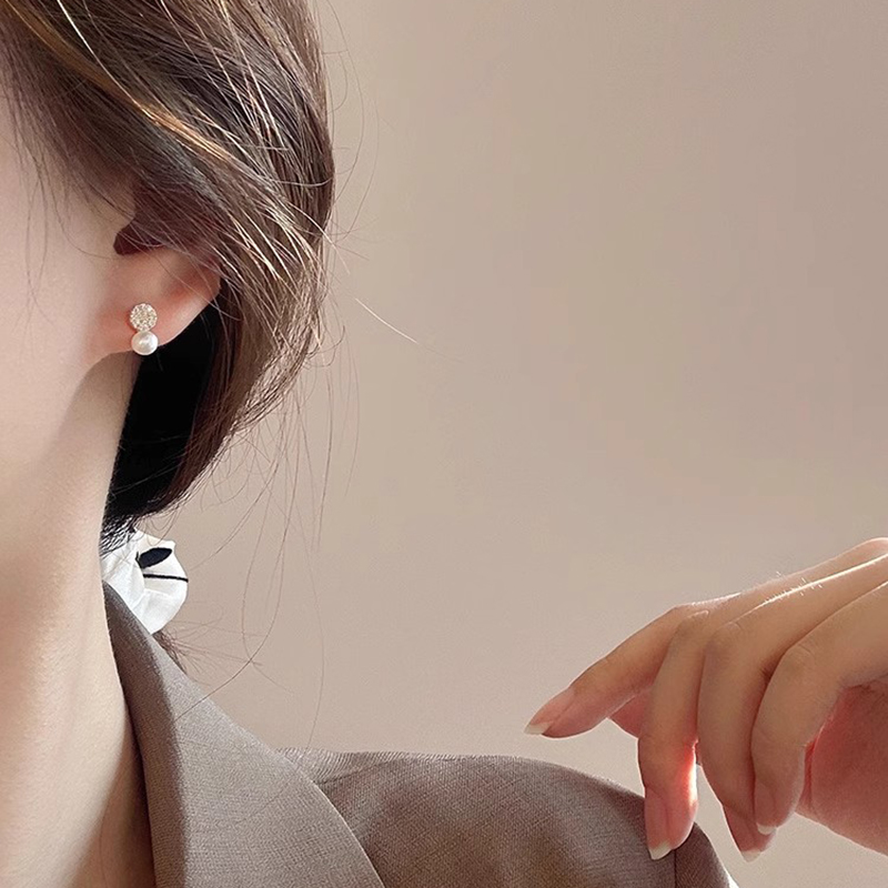 925银针满钻锆石珍珠耳钉独特甜美小众设计高级洋气耳环2024新款 - 图1