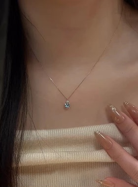 蓝色爱心锆石项链高级感