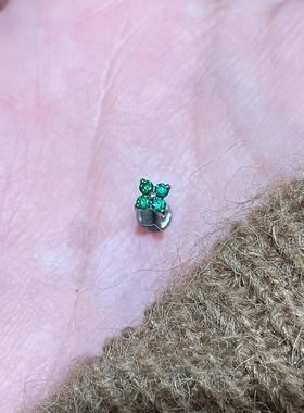 薄荷清茶迷你绿钻四叶草耳钉