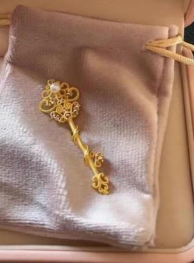 金色花神权杖吊坠女镶嵌仿珍珠彩宝项链吊坠时尚轻奢气质款送女友