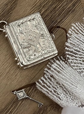 新中式复古风重工银盒子小众设计挂件钥匙吊坠轻奢高级感饰品女