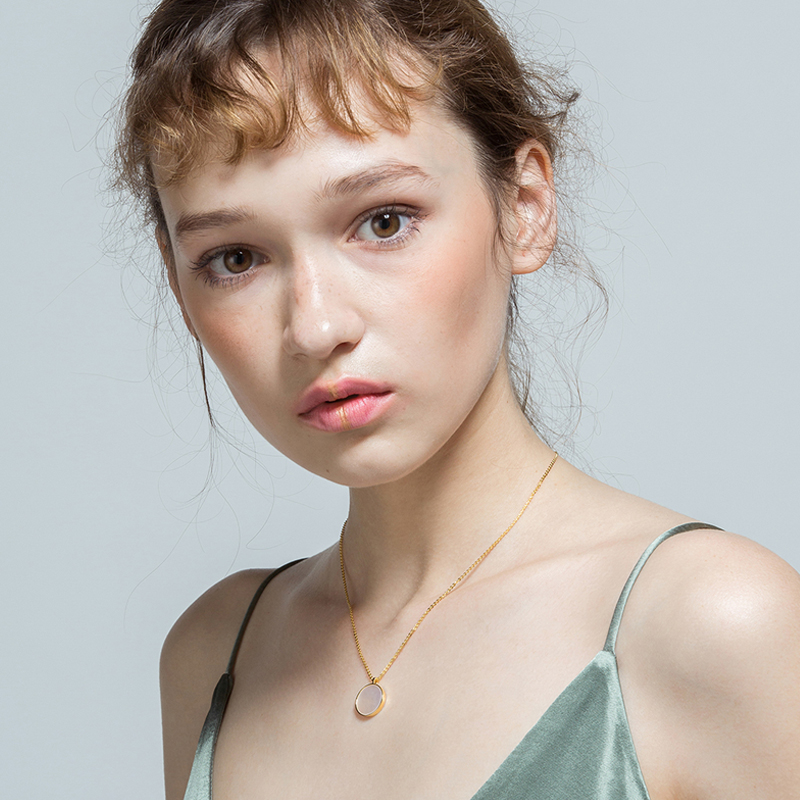 锁骨链高级感颈链潮 贝母项链纯银金钱吊坠轻奢贝壳小众女 EEKE ins 锁骨链高级感颈链潮 贝母项链纯银金钱吊坠轻奢贝壳小众女 EEKE ins