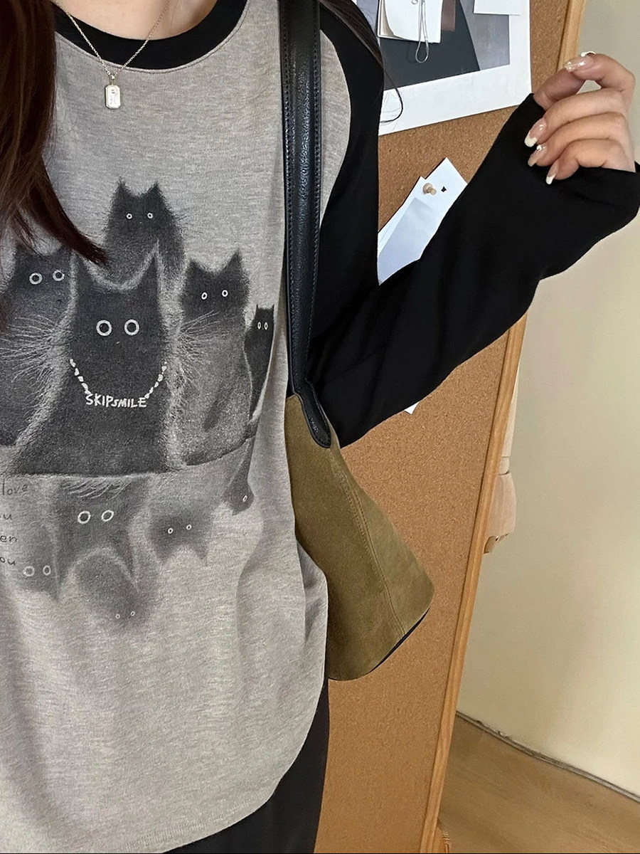 大码女装卡通印花拼色圆领长袖T恤女秋冬胖MM显瘦百搭打底衫上衣