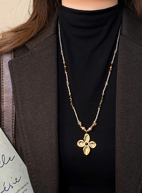 金色纹理四叶草吊坠串珠长项链