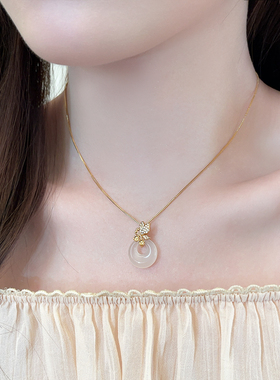 新中式玉石平安扣蝴蝶吊坠项链