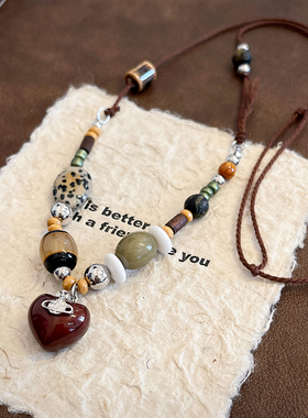 红色爱心吊坠串珠长项链高级感