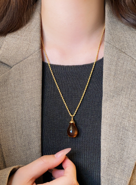 金色编织绳琥珀色水滴吊坠项链