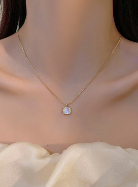 贝壳方形项链高级感颈链