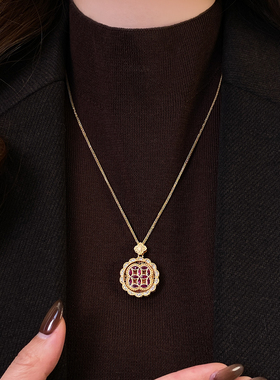 金色钱币颐莲吊坠项链高级感配饰