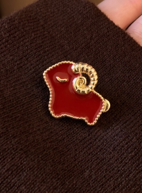 红色小羊胸针衣服配饰小众扣针