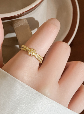 金色字母锆石交叉戒指轻奢高级感