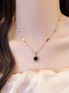 双面钛钢圆形吊坠项链高级感颈链