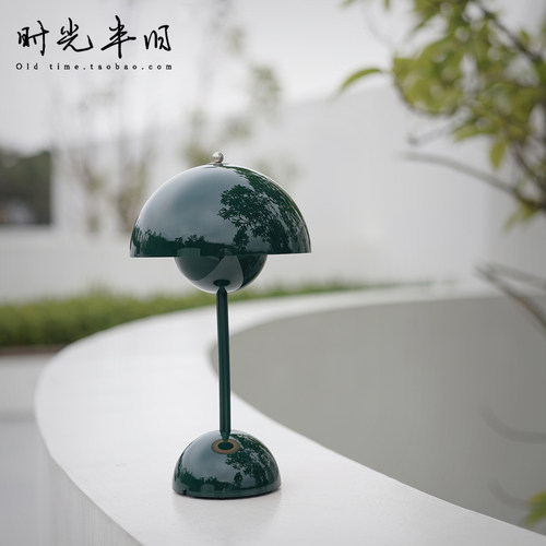 高级感卧室床头灯设计师中古包豪斯奶油风迷你小充电网红花苞台灯 - 图3