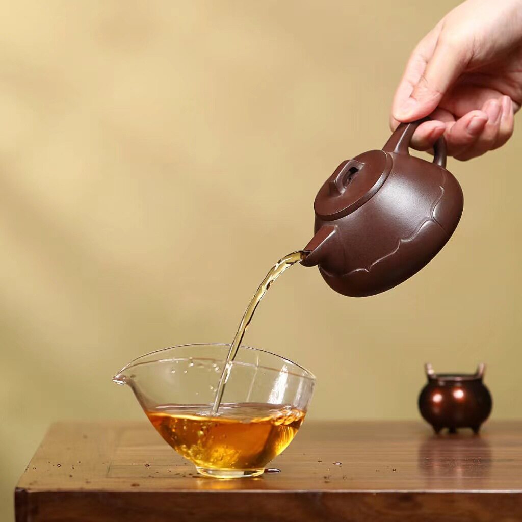 Authentic Yixing Lu Weiping purple clay pot original ore stale purple clay gentleman lotus shadow pot high-end teapot tea set gift