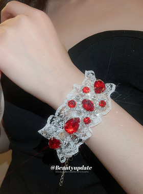 新款花朵手链轻奢高级感红色手链设计感花卉手部饰品 Bracelet