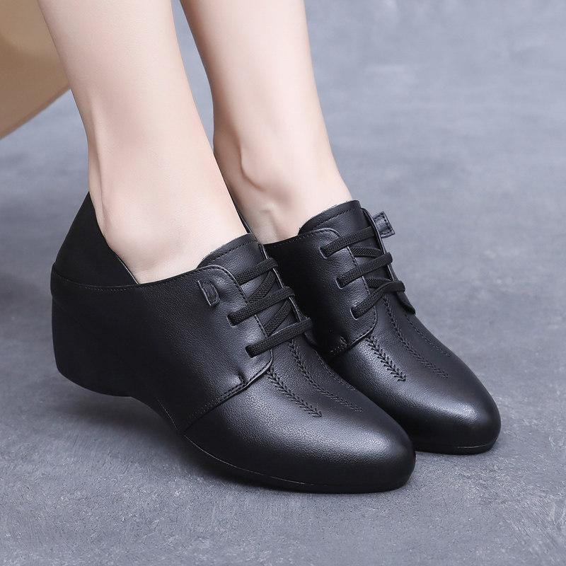 真皮坡跟单鞋春秋软底舒适妈妈鞋大码女鞋中老年人中跟深口小皮鞋,淘宝优惠券,粉丝福利购,淘宝优惠卷