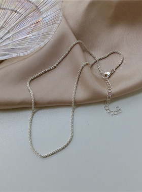 锁骨链2025年新款女波光粼粼项链小众设计感简约项链ins冷淡饰品