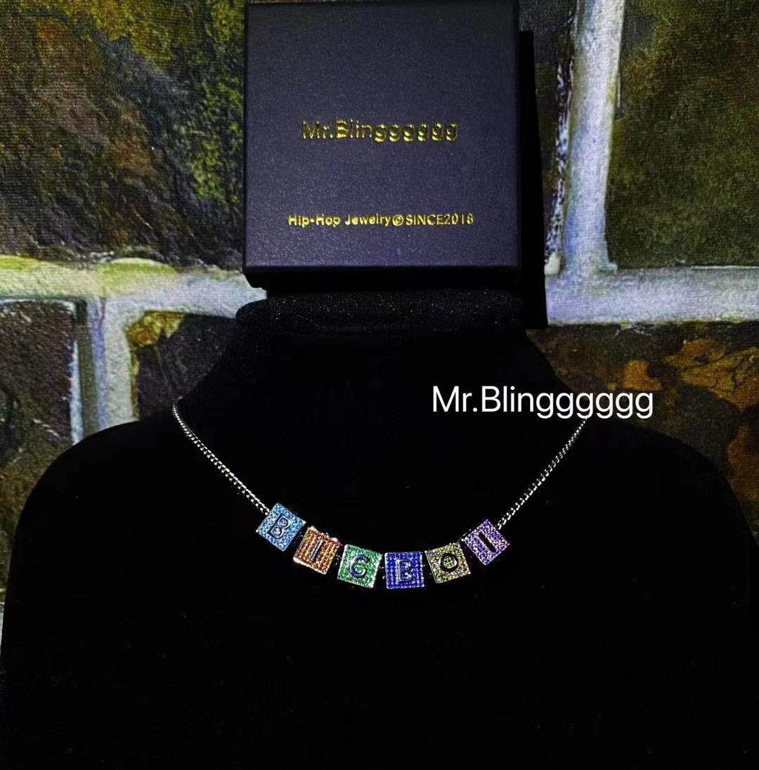 Mr.Blingggggg European and American hip-hop jewelry ins same style four-sided full diamond 26 letter square dice pendant