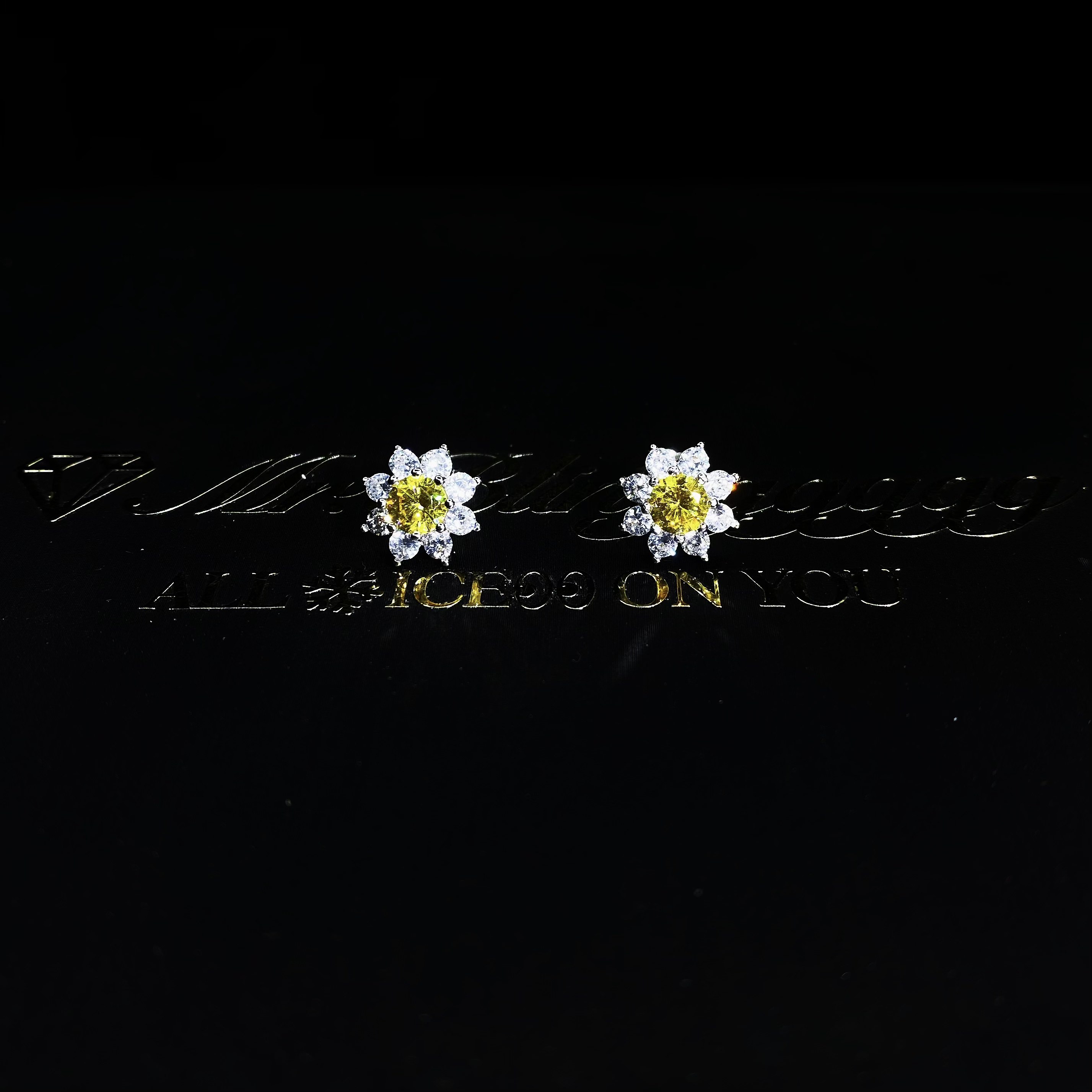 Mr.Blingggggg European and American hip-hop jewelry customized S925 silver yellow diamond group set with sunflower earrings for couples