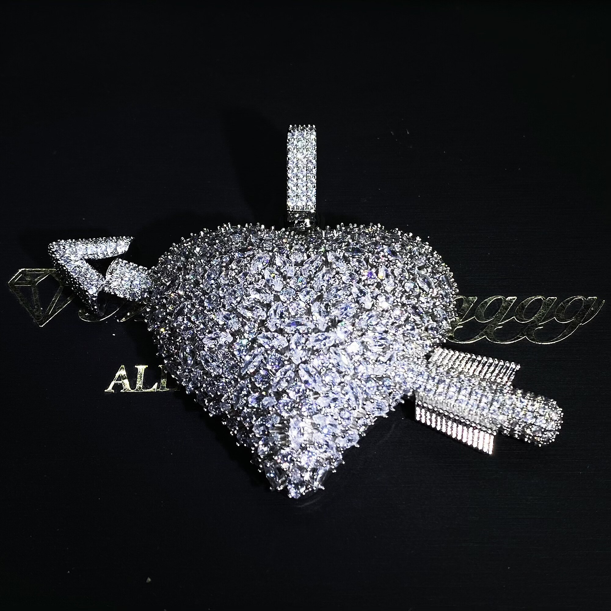 Mr.Blingggggg European and American hip-hop full diamond mixed inlaid double-sided rotatable love couple photo frame pendant