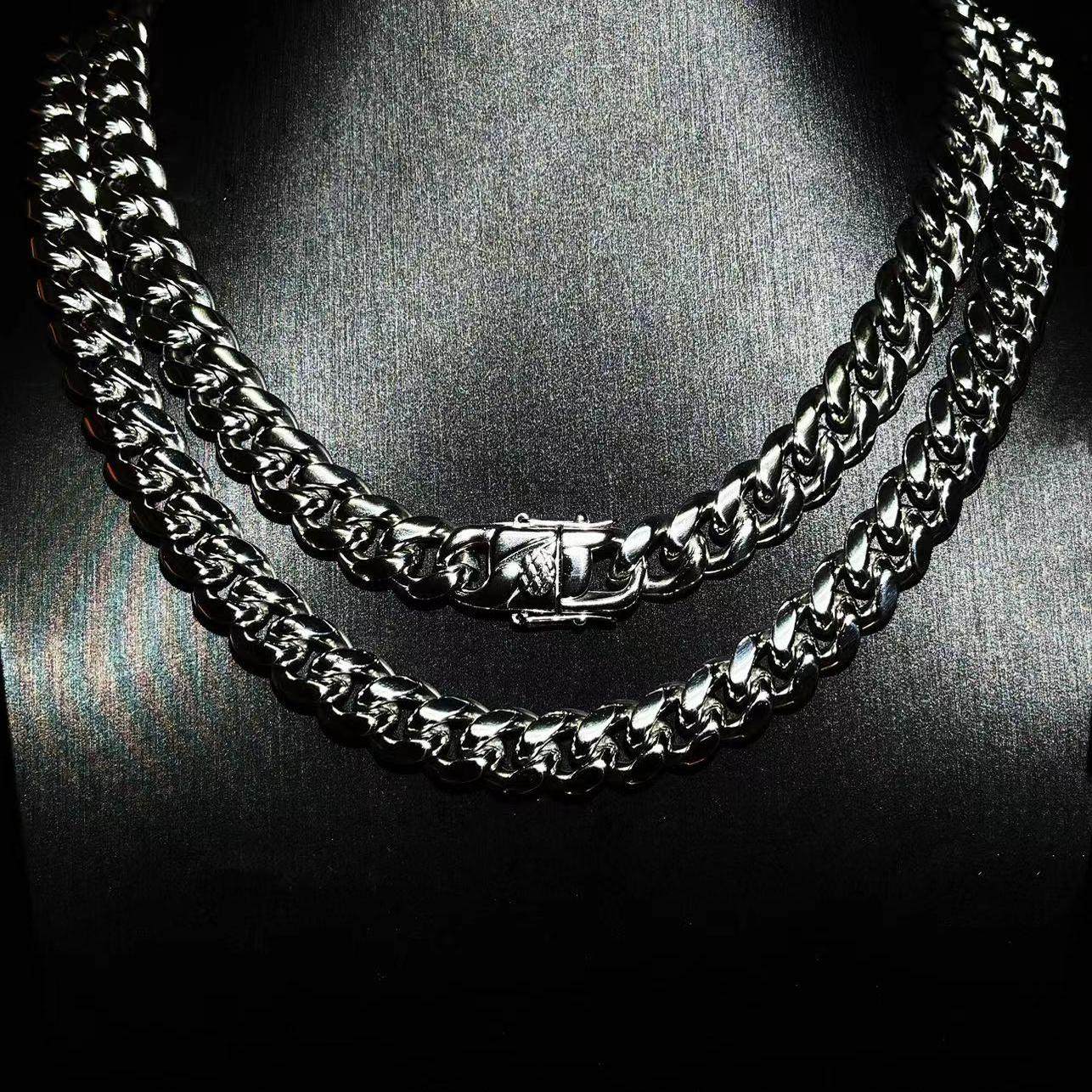 Mr.Blingggggg European and American hip-hop jewelry 12mm versatile stainless steel non-fading non-diamond Miami Cuban chain