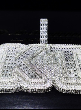 Mr.Bling男女款定制方钻字母吊坠