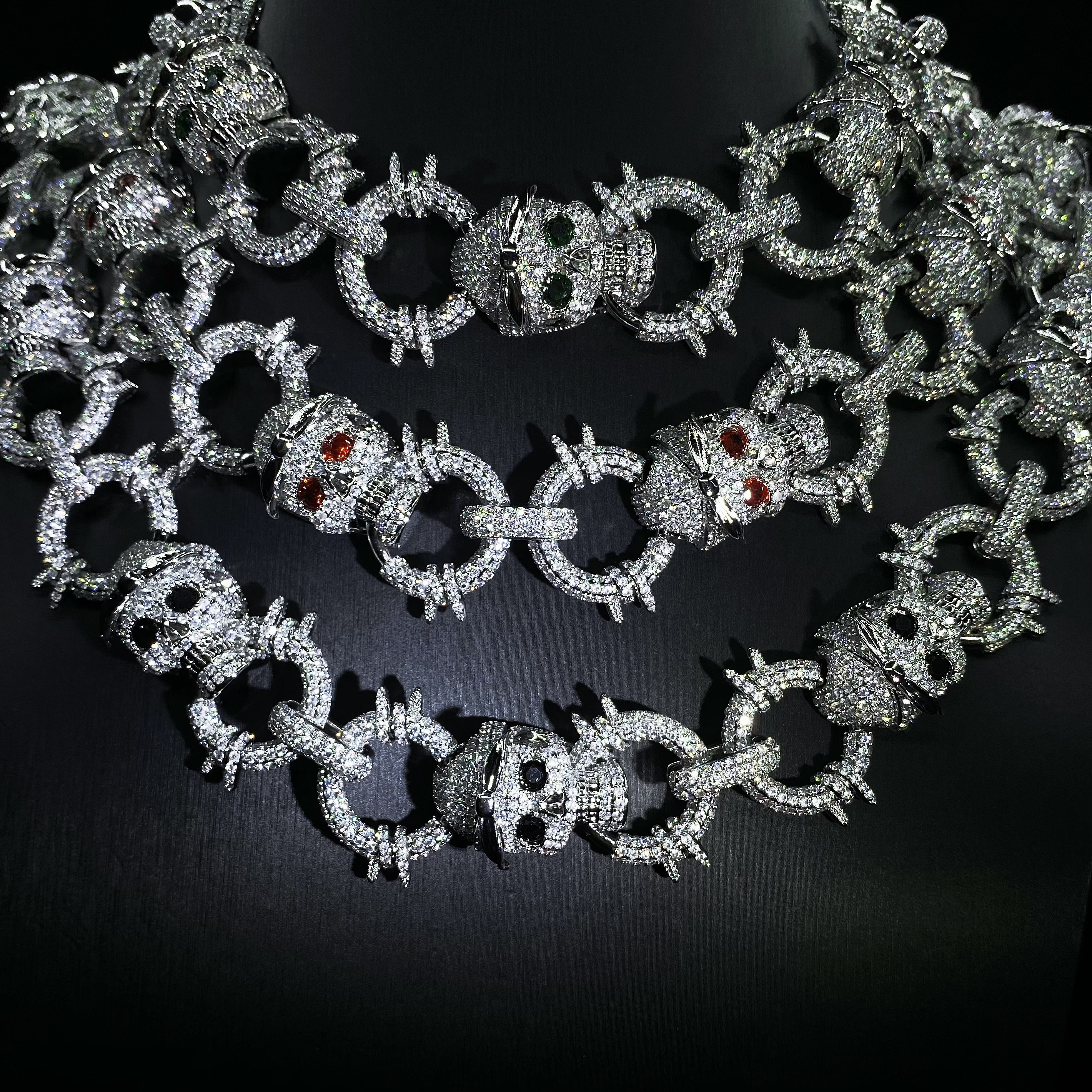 Mr.Blingggggg European and American hip-hop jewelry 30mm diamond-filled domineering skull thorn ring dark Cuban chain