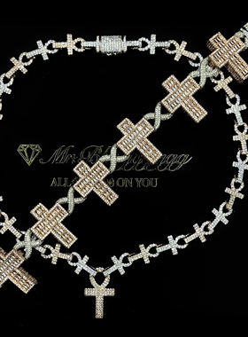 Mr.Bling欧文类似款十字架项链