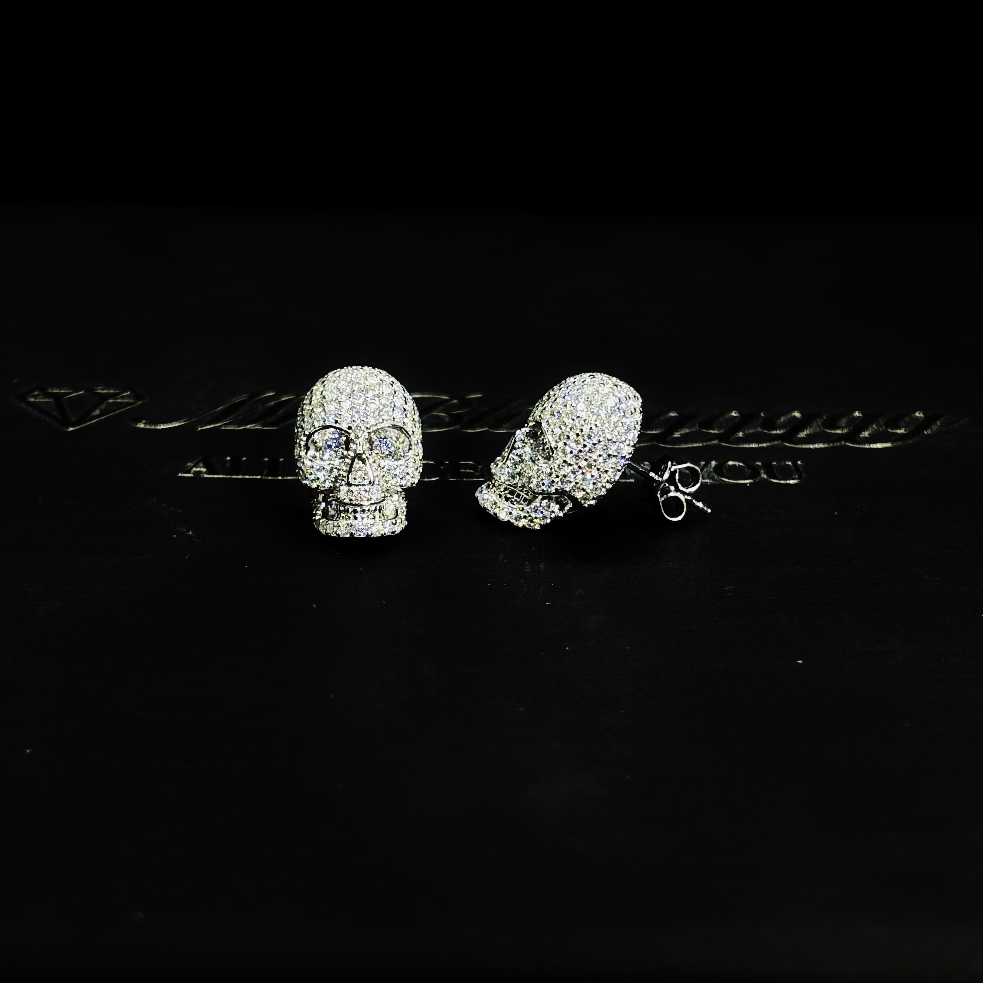 Mr.Blingggggg European and American hip-hop jewelry S925 silver full diamond three-dimensional moissanite skull earrings