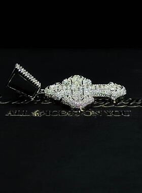 Mr.Bling情侣新型设计十字架吊坠