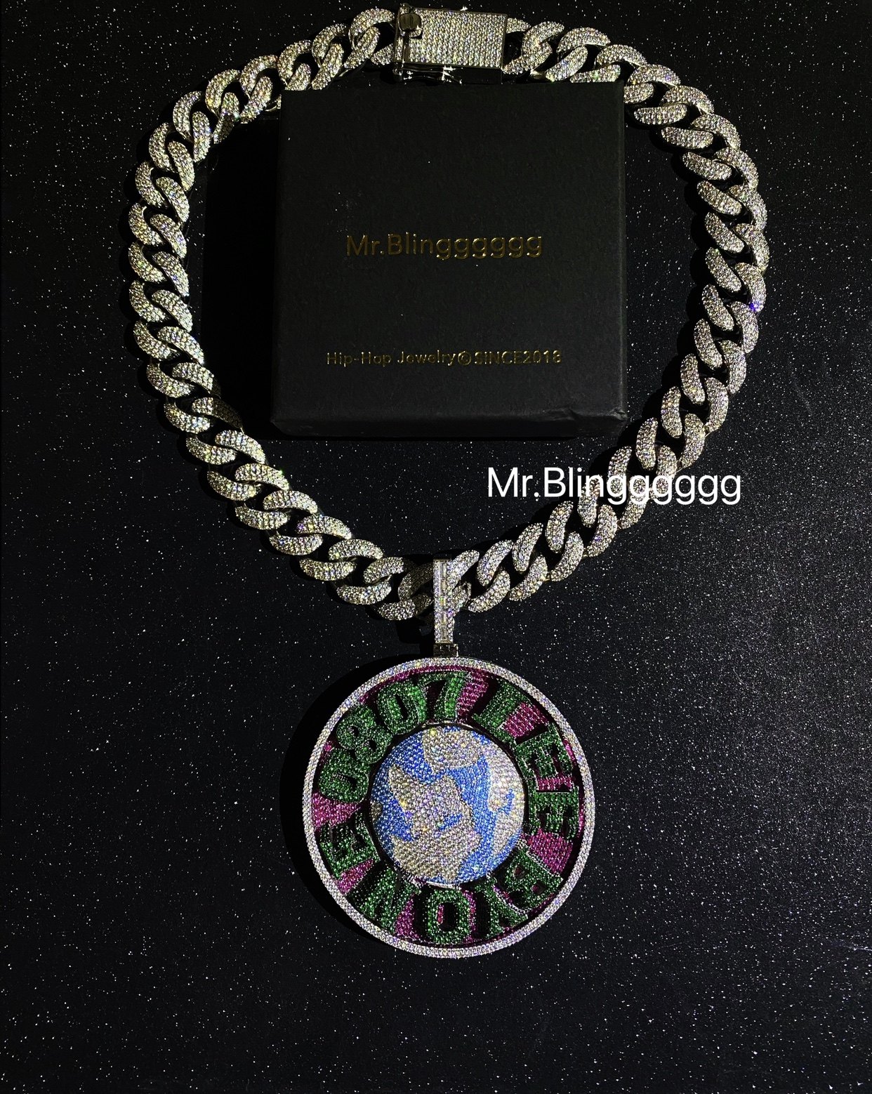 Mr.Blingggggg European and American hip-hop jewelry Ma Siwei's same style rotatable AFGK solid large disc pendant