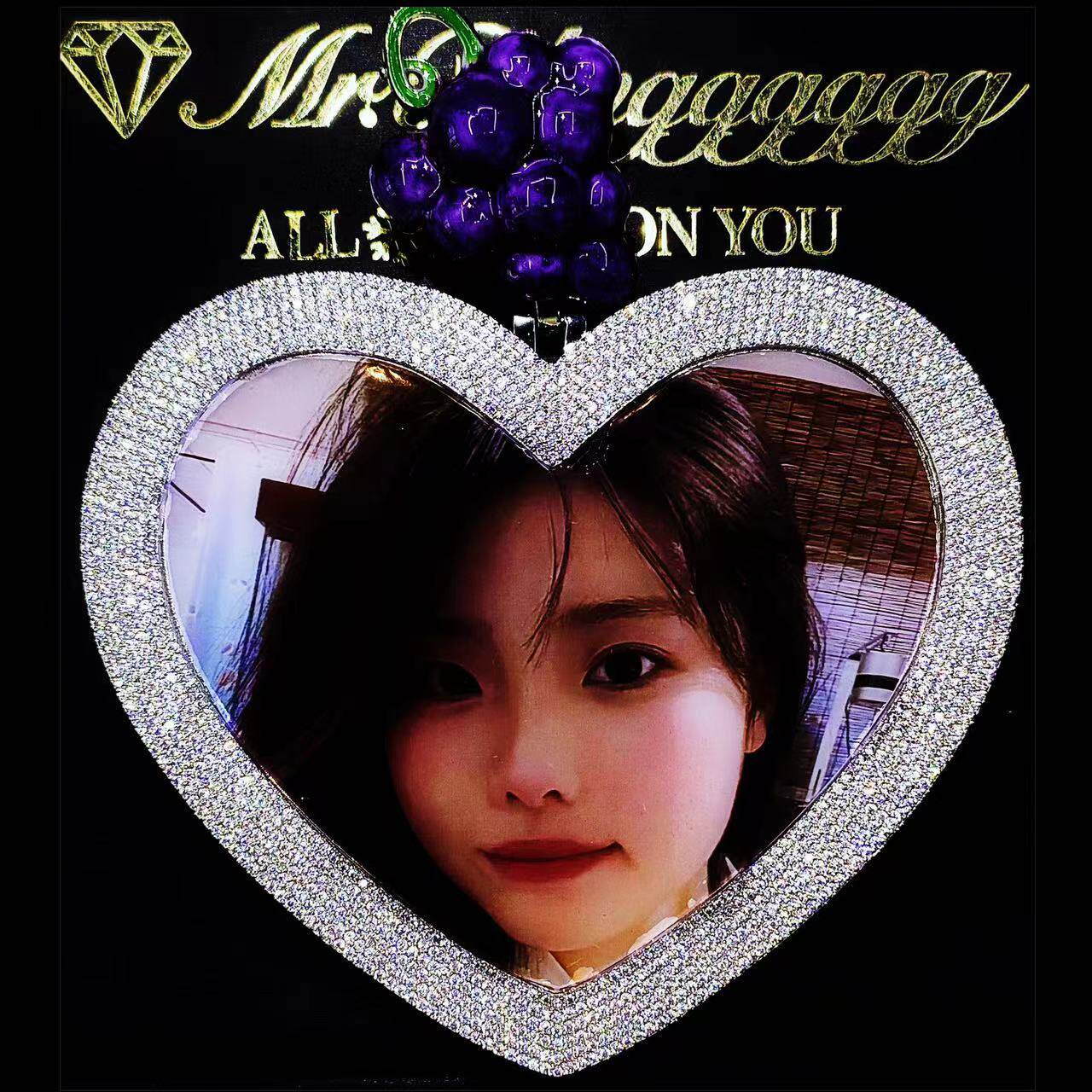 Mr.Blingggggg European and American hip-hop jewelry, privately customized dense diamond grape leather headband, love photo frame pendant