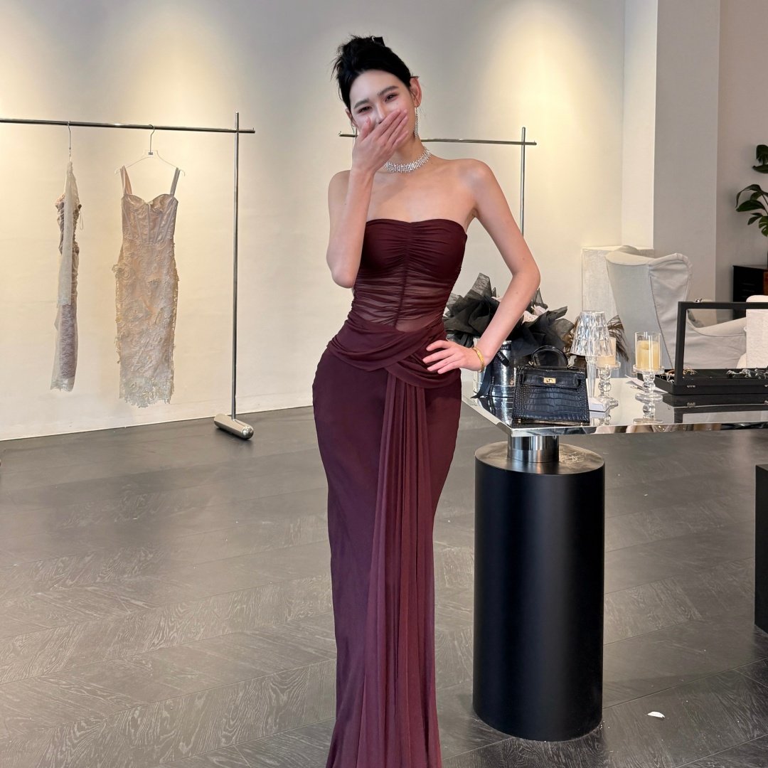 【JINGGUO轻奢】小众设计感抹胸收腰褶皱飘带性感礼服连衣裙7299a,淘宝优惠券,粉丝福利购,淘宝优惠卷