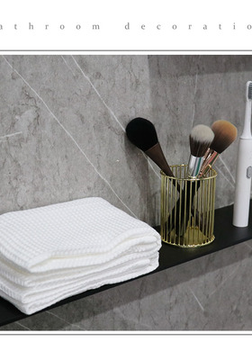 样板房间阳台柜软装饰品卫生间香薰毛巾洗护套装卫浴搭配组合摆件