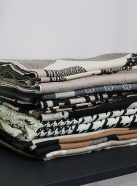 样板房衣帽间装饰品仿羊绒围巾