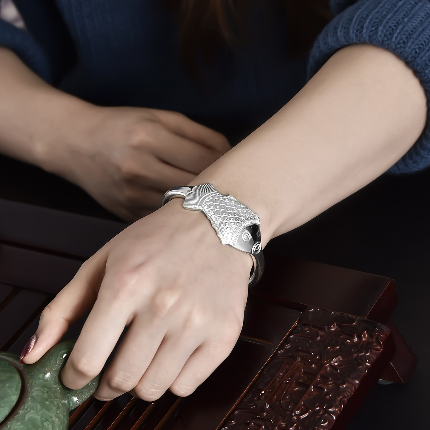 原创999纯手工足银手镯民族风简约女式扁形闭口定制老式鱼手镯子,淘宝优惠券,粉丝福利购,淘宝优惠卷