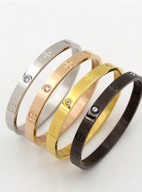 FashionJewelryLovCoup