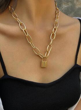 VintageMulyerCsPdNeck