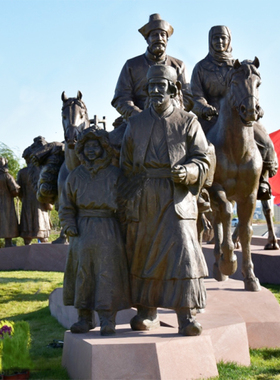 玻璃钢古人读书人物 铸铜学习看书名人书生雕像摆放广场校园文化