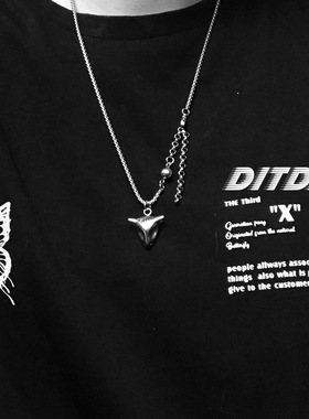 潜入深海牛年礼物王一博同款吊坠