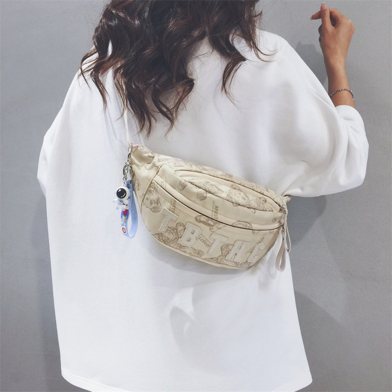 日系小熊印花胸包女2025新款男生运动单肩包手机腰包休闲斜挎包潮,淘宝优惠券,粉丝福利购,淘宝优惠卷