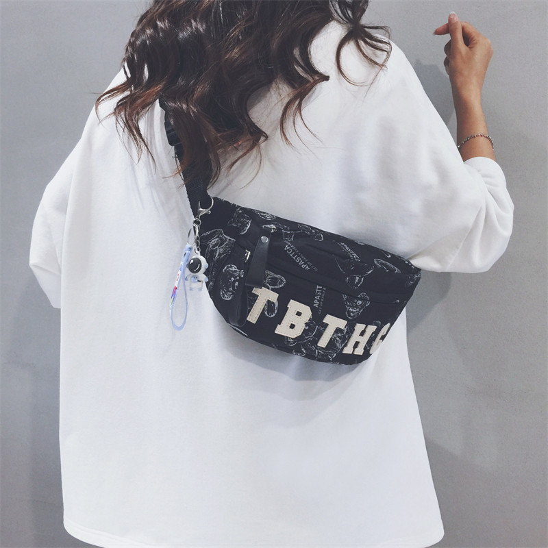 日系小熊印花胸包女2025新款男生运动单肩包手机腰包休闲斜挎包潮,淘宝优惠券,粉丝福利购,淘宝优惠卷