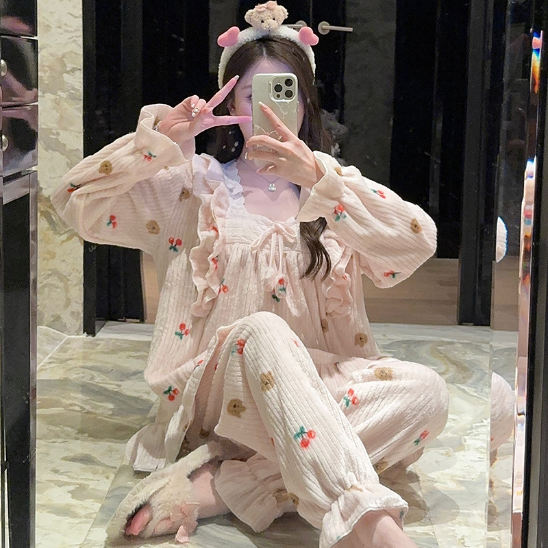 睡衣女冬天可爱甜美学生法兰绒加厚家居服冬季珊瑚绒秋冬女士套装 - 图1
