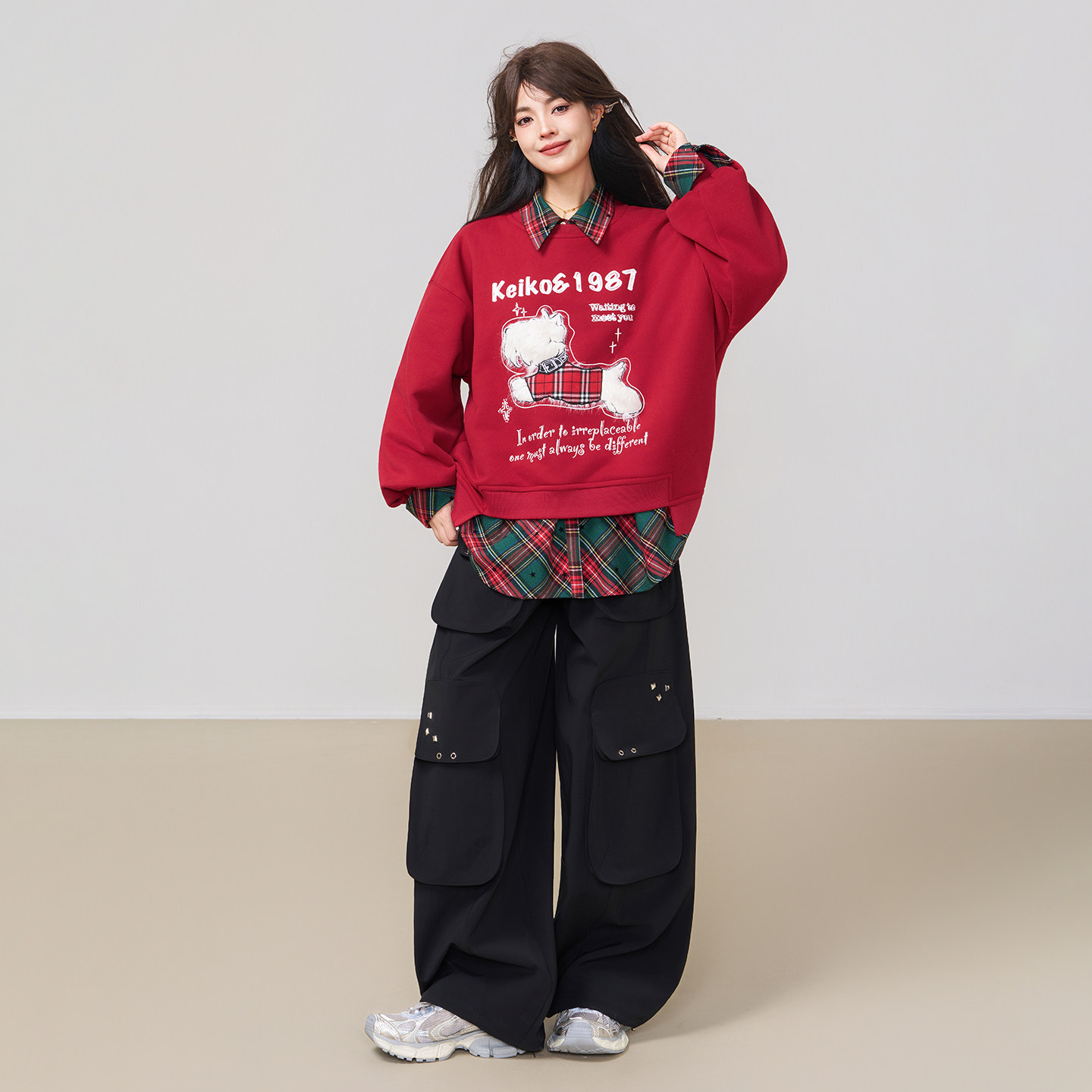 KEIKO [加密绒]小狗绣花红色卫衣女春季美式新年穿搭短款圆领上衣,淘宝优惠券,粉丝福利购,淘宝优惠卷