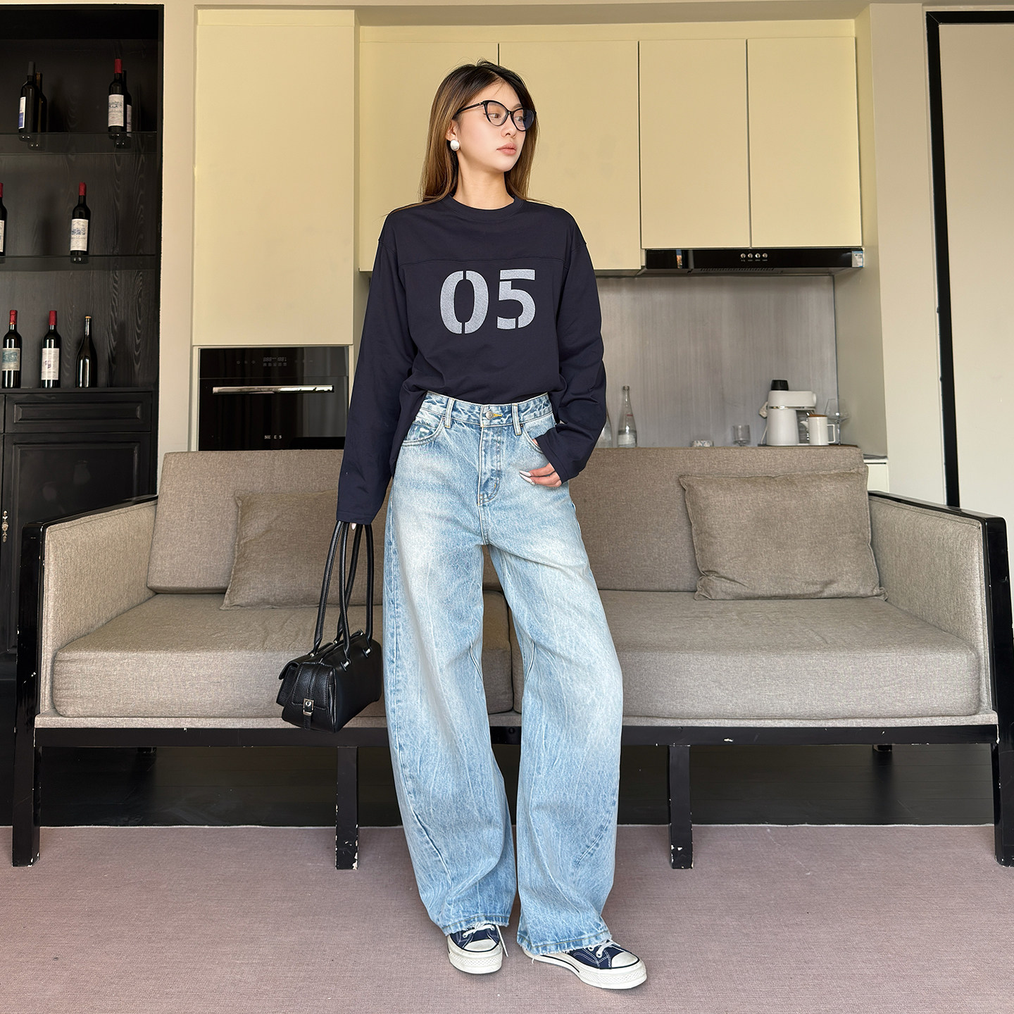 12平方87252蓝色后袋破洞设计弯刀牛仔裤女2026松弛感显瘦阔腿裤,淘宝优惠券,粉丝福利购,淘宝优惠卷